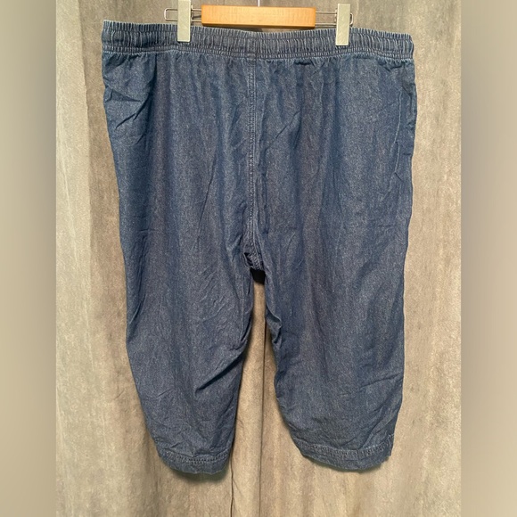 Relaxed Fit “Denim Style” Elastic Waistband Capri Petite XXL - Picture 4 of 7